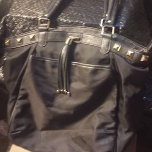 Very gently used Olivia and Joy Black Shoulder bag